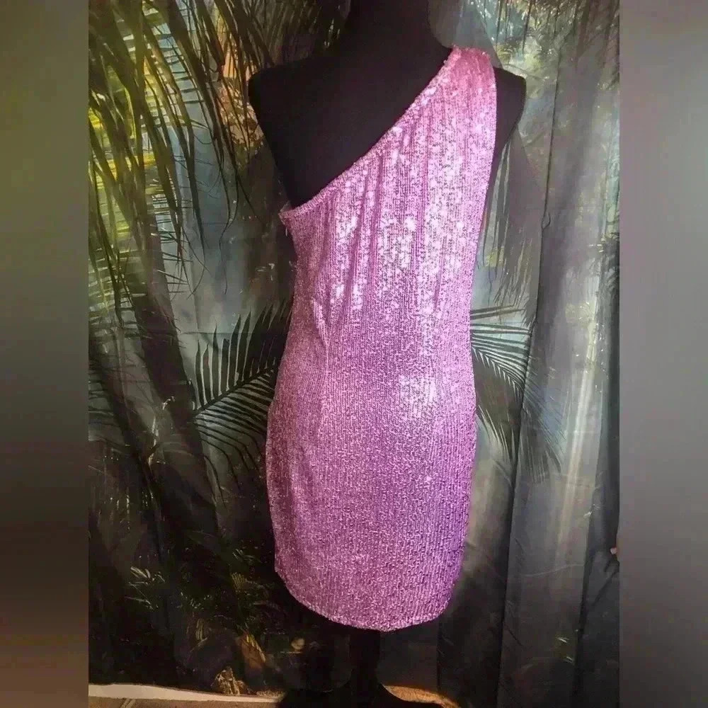 One-Shoulder Sequin Dress - Picture 11 of 16